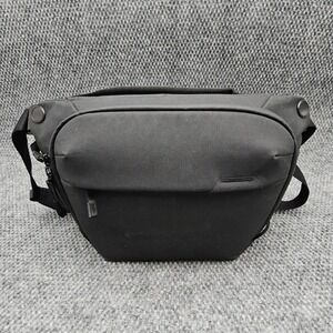 Peak Design 6L Black Everyday Sling Camera EDC Bag V2 Crossbody Photography